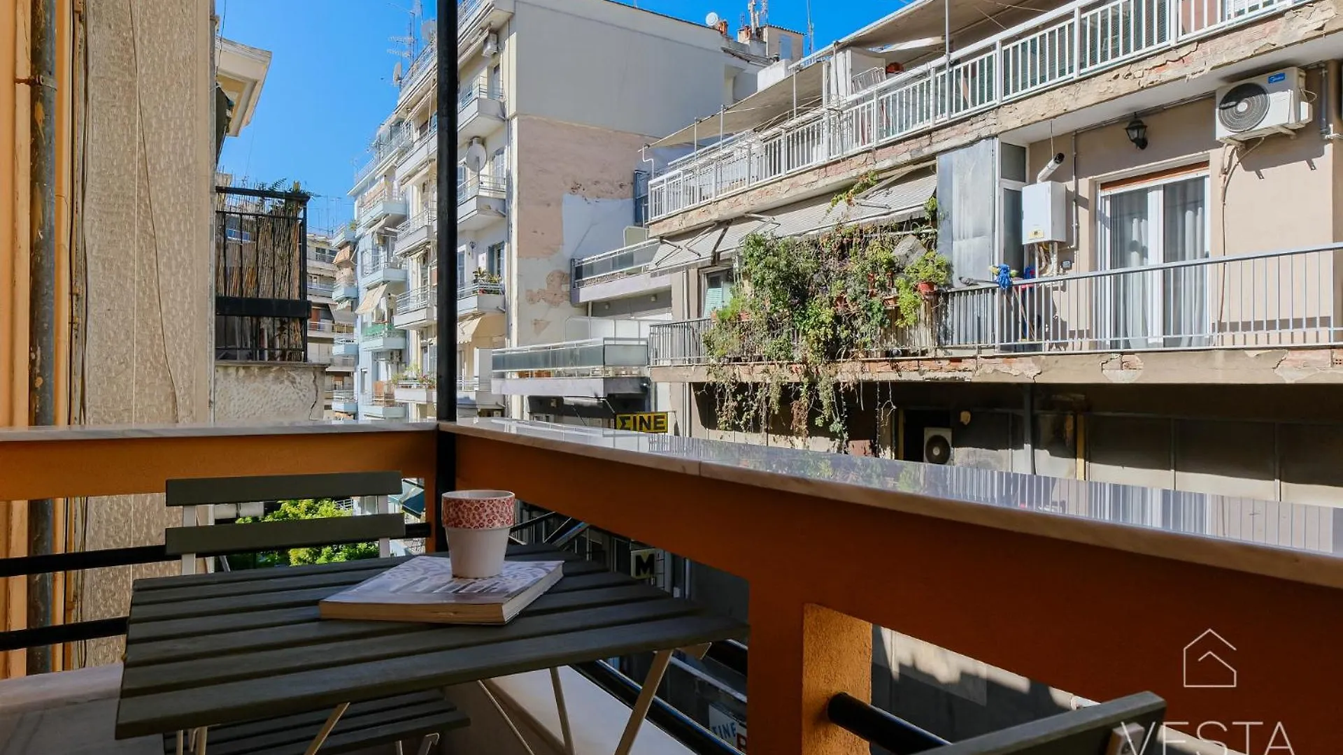 Zenhub Apartment Thessaloniki Greece