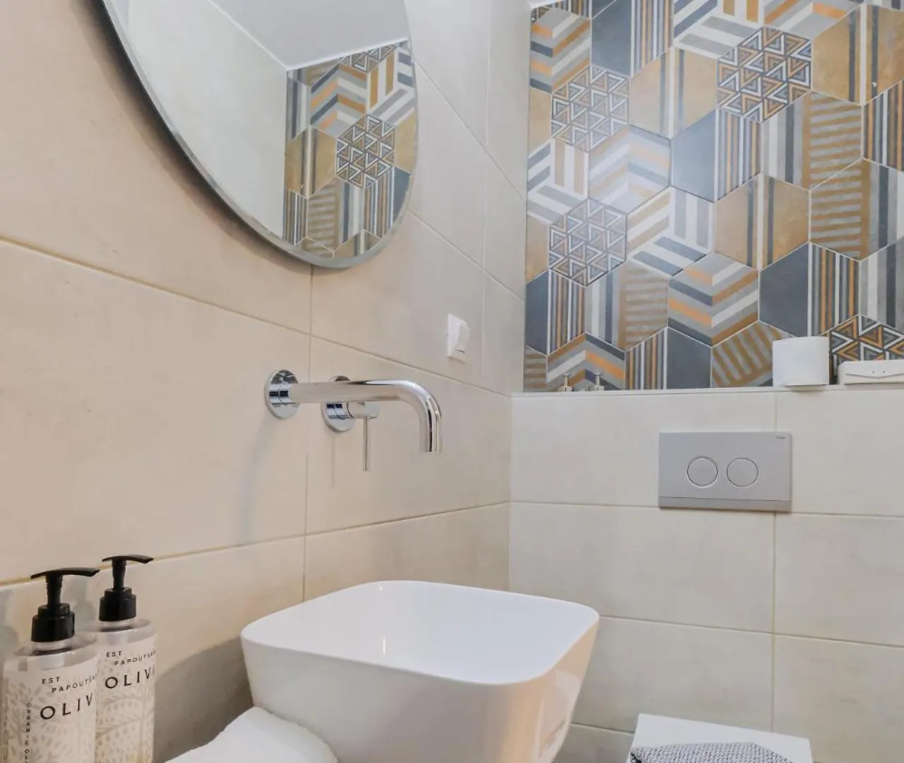 Zenhub Apartment Thessaloniki Greece